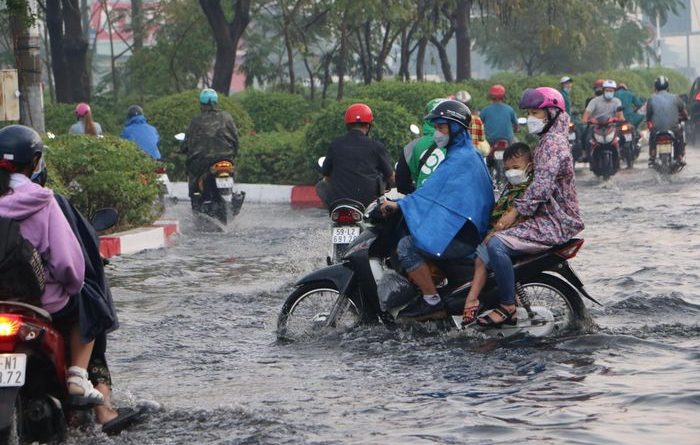 TPHCM đón đợt mưa lớn diện rộng, nguy cơ ngập úng nhiều nơi
