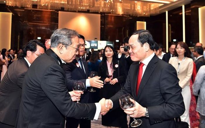 Phó Thủ tướng Trần Lưu Quang dự kỷ niệm 64 năm Ngày sinh Nhà Vua Nhật Bản