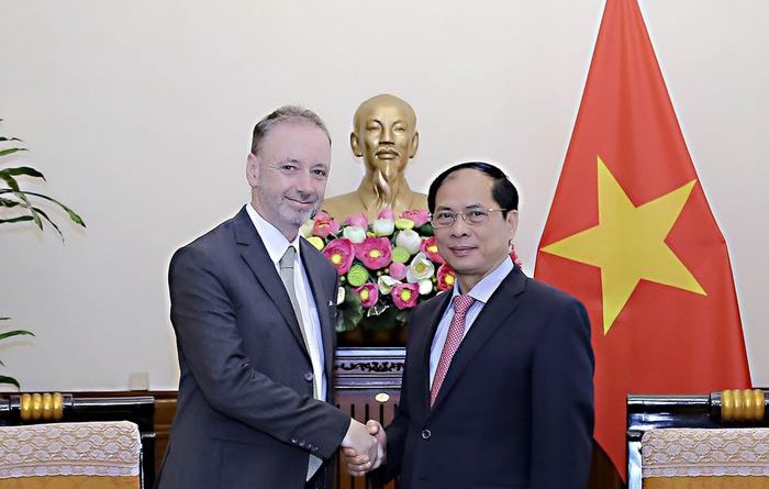 Mở cánh cửa mới cho hợp tác Việt Nam – Ireland