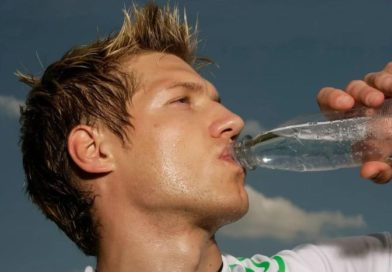 Cơ thể mất nước có thể gây nguy hiểm cho huyết áp của bạn