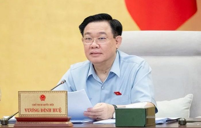 Chủ tịch Quốc hội Vương Đình Huệ nói về quản lý, cấp phép cho lái xe