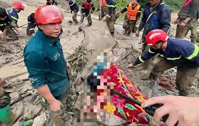 Nạn nhân mất tích đầu tiên ở Điện Biên được tìm thấy cách tâm lũ gần 30km